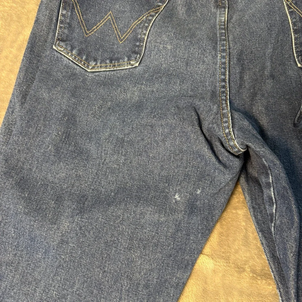 Lot of 3 Wrangler Rugged Wear Mens Relaxed Fit Jeans Blue 38x30 39902PW Cotton